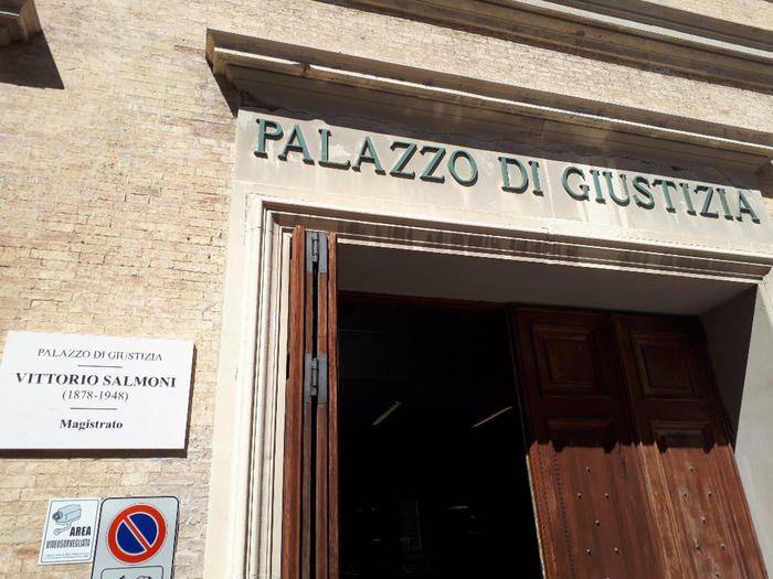 tribunale di Ancona